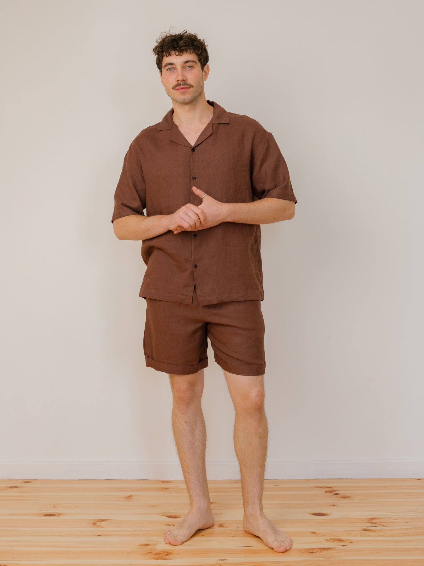 Чоловічий лляний костюм з шортами Leglo Wine