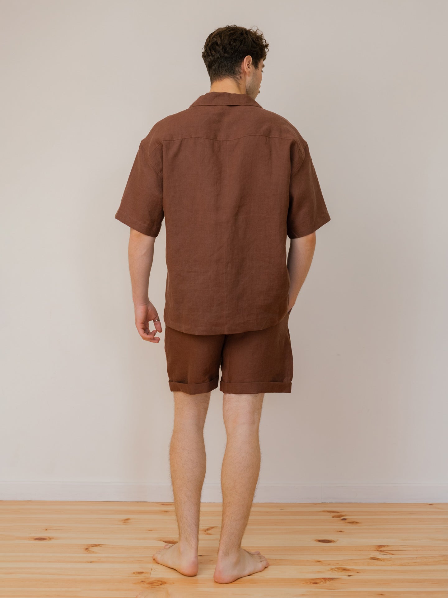 Чоловічий лляний костюм з шортами Leglo Wine