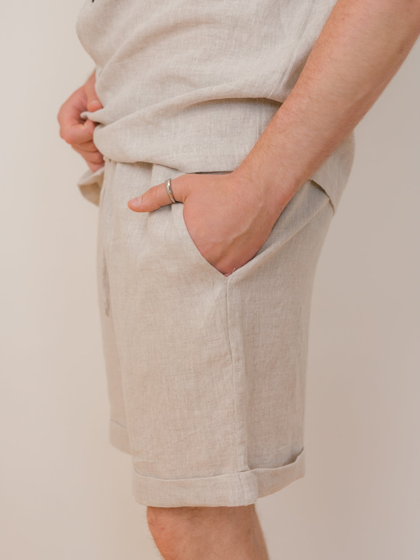 Чоловічий лляний костюм з шортами Leglo Ivory