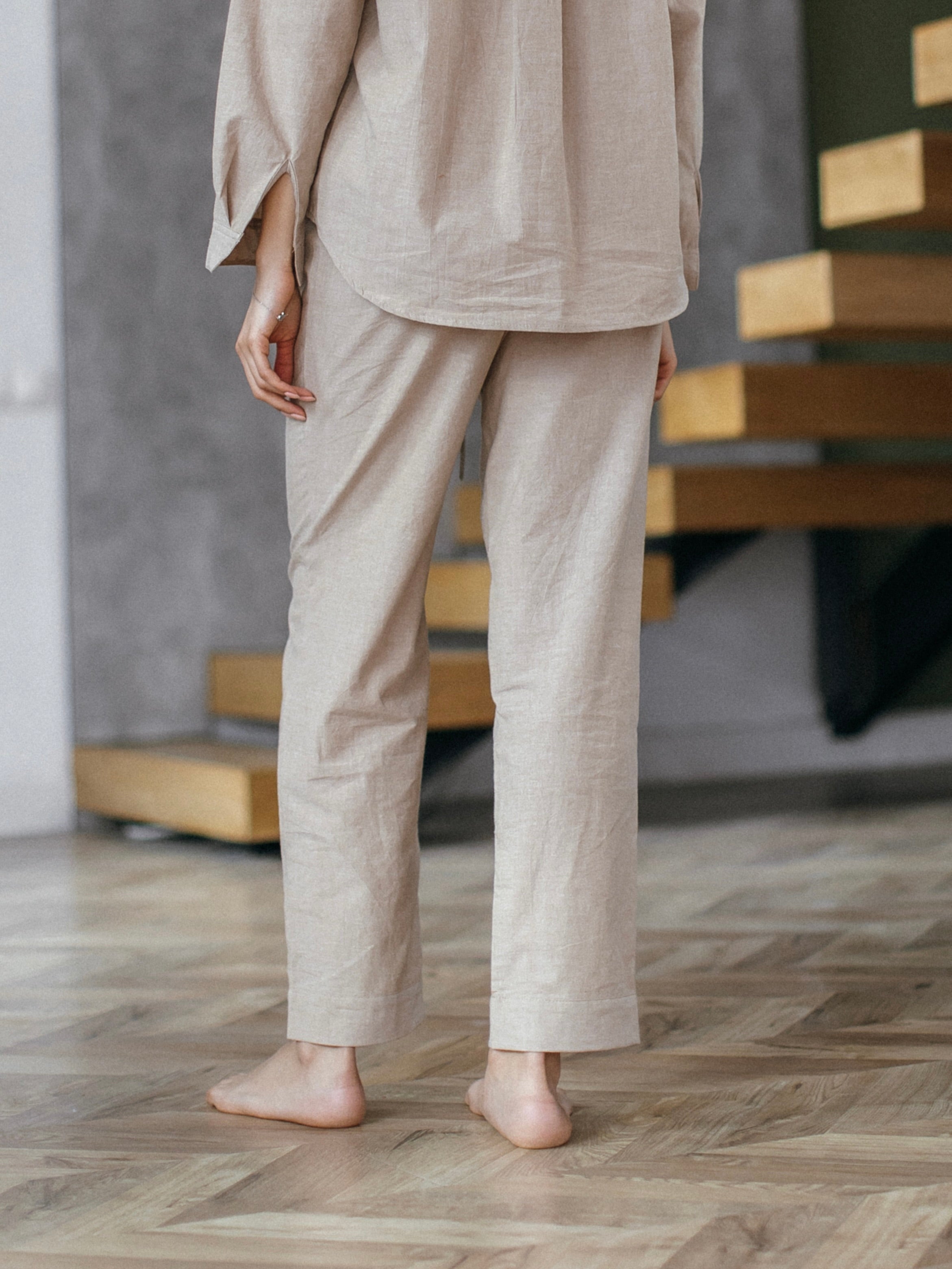 Штани жіночі з вареної бавовни Leglo Almond