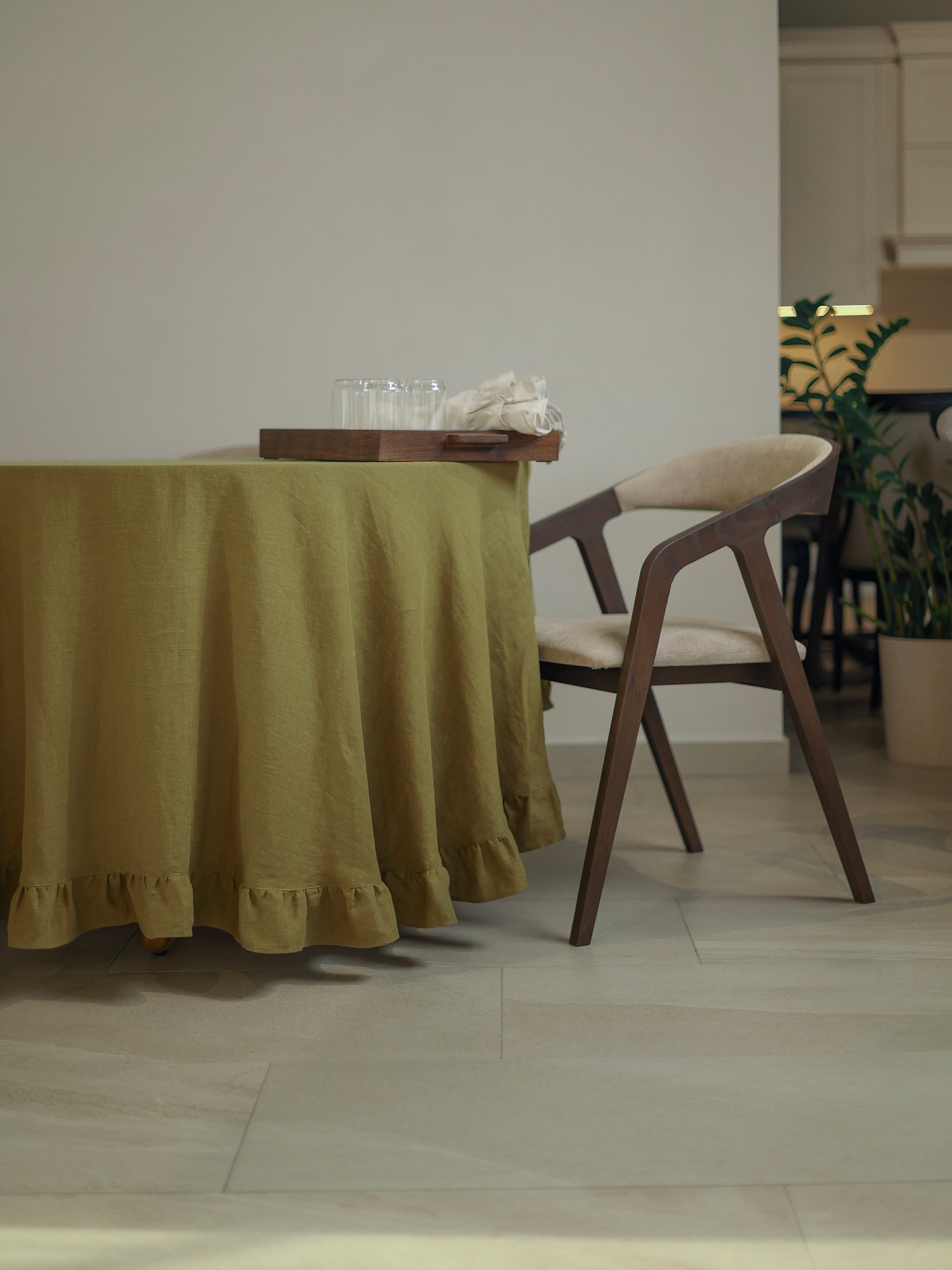 Кругла скатертина з вареного льону Leglo Spring